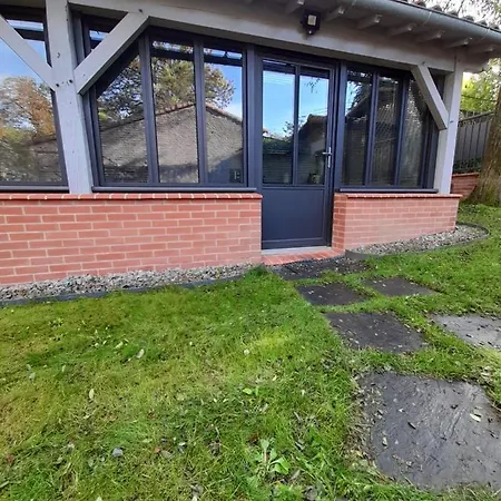 Au Detour Des Pas Enchantes