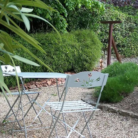Ferienhaus Au Detour Des Pas Enchantes