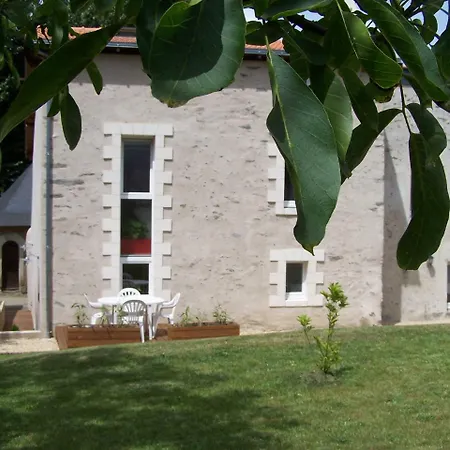 Au Detour Des Pas Enchantes 度假居 *